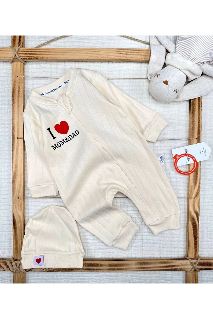 I Love Mom Dad Baskılı Şapkalı Bebek Tulum - EKRU